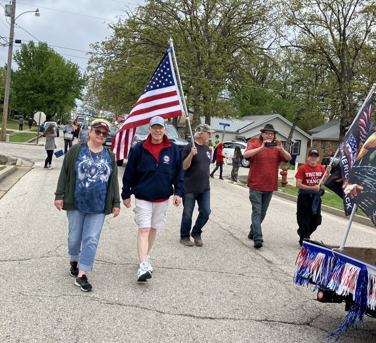 16 Parade 8 - 5 walkers