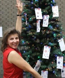 4ff - 001-1 Gift card tree