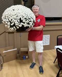 4j - set up silent auction IMG_5673 (2)